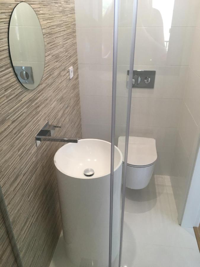 Bedrooms In Modern Guest House Almada Ngoại thất bức ảnh