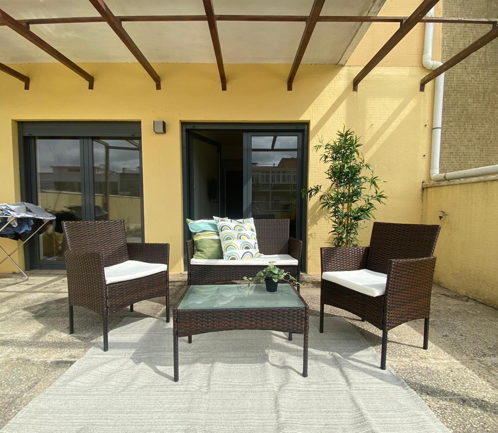Bedrooms In Modern Guest House Almada Ngoại thất bức ảnh